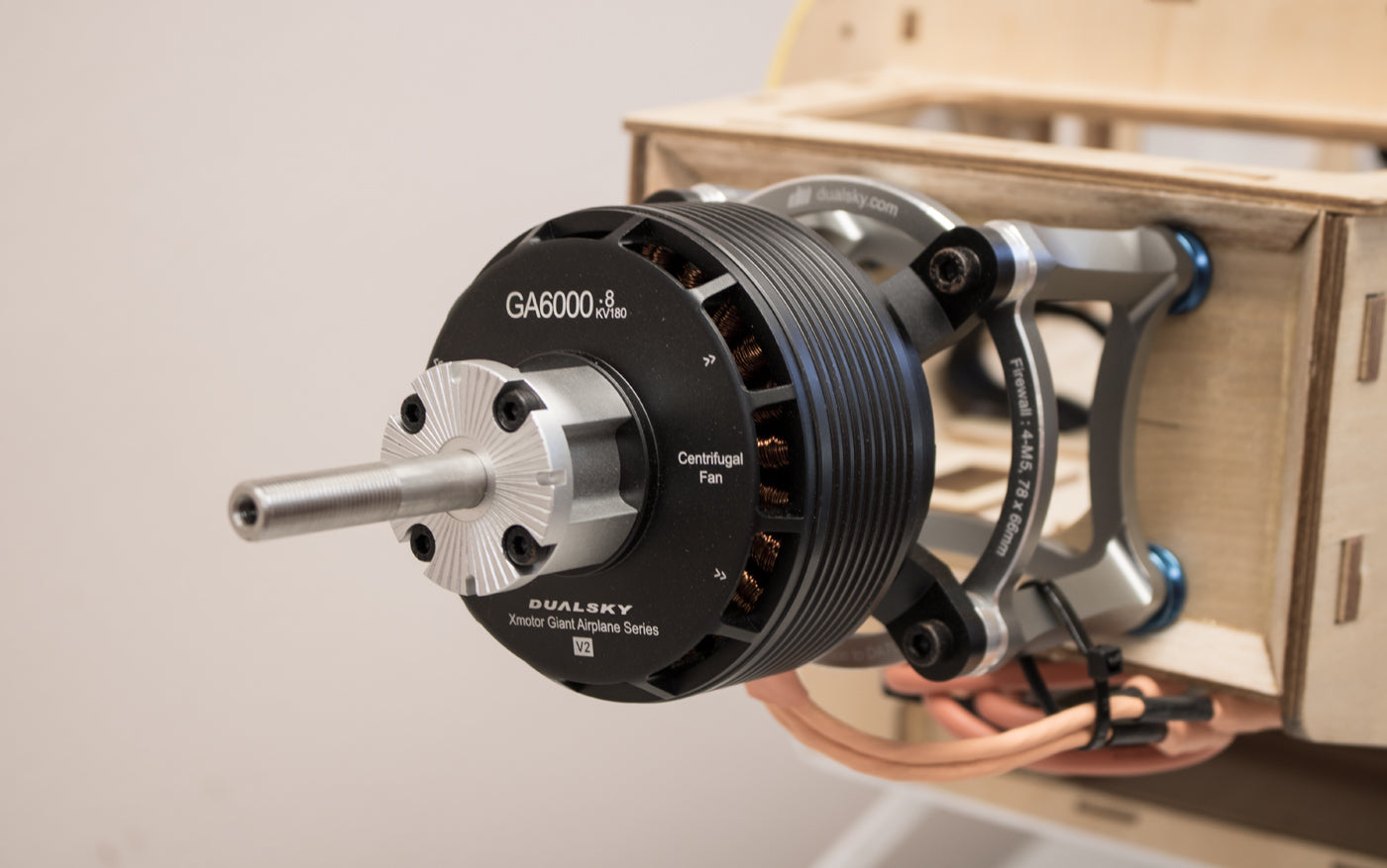 DUALSKY GA6000.8S 180KV MOTOR, SINGLE SHAFT